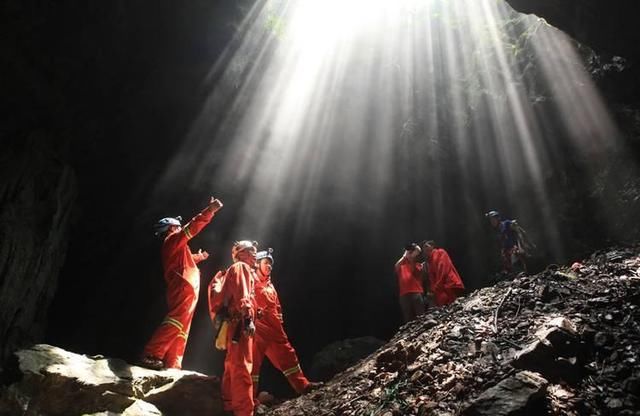 海底？山洞？这个夏天最燃的玩法！惊险刺激啊！