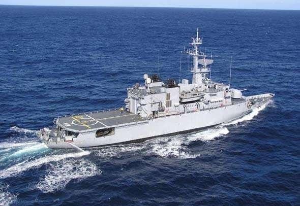 讽刺,中国明星给法国捐款,法国派军舰穿越台湾