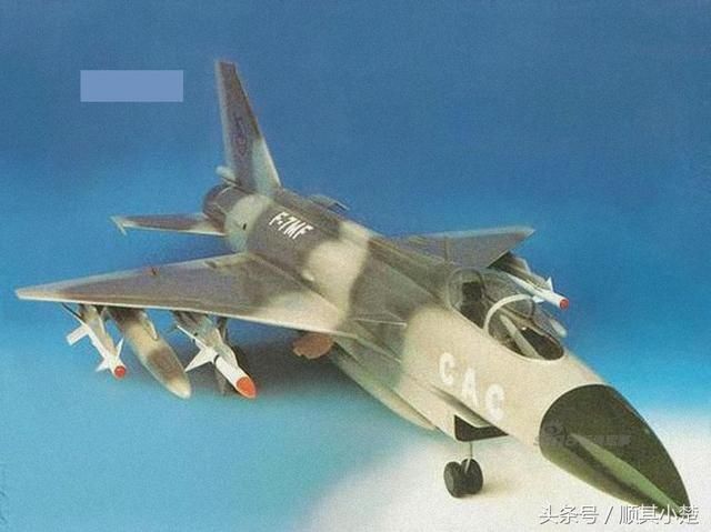 歼7MF战机模型酷似歼10