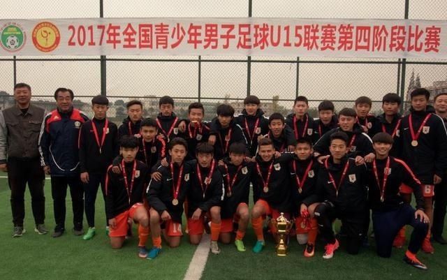 足协印发俱乐部准入规程:中超中甲至少5支梯队