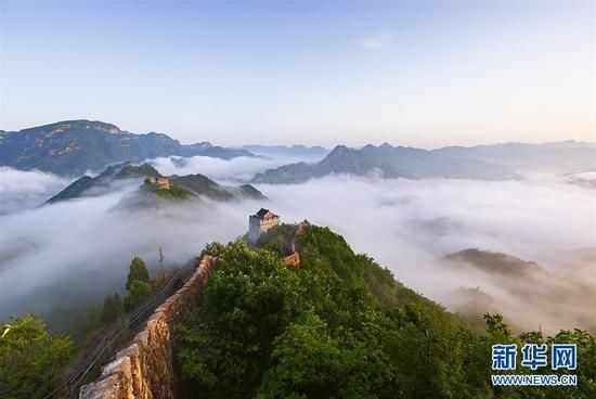 雨后黄崖关云海壮美