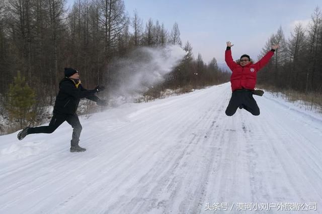 台湾小夫妻一路向北，漠河-呼伦贝尔草原冰雪游