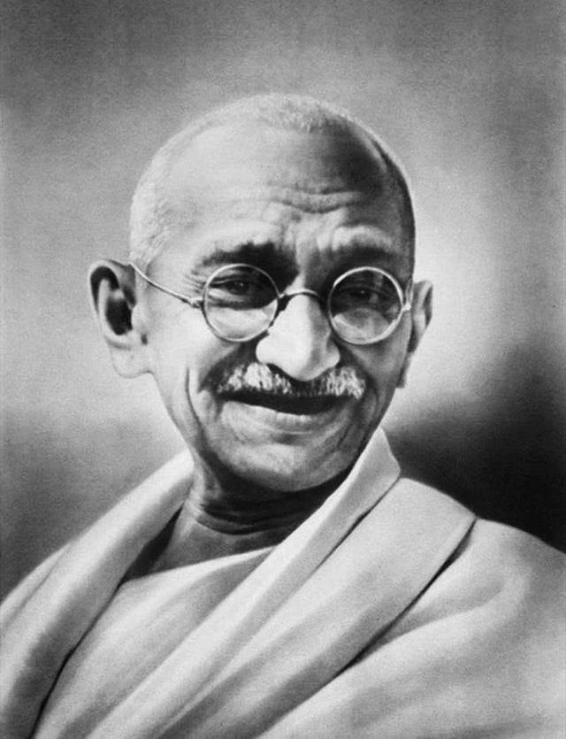 全球最经典的30张人物画像照片