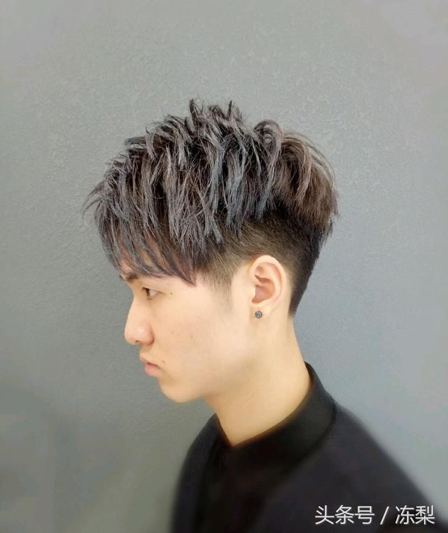 2018男士短发潮流 最新帅气发型