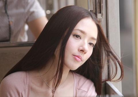 网传郭碧婷怀孕了,是不是有点太快了,曾轶可呢