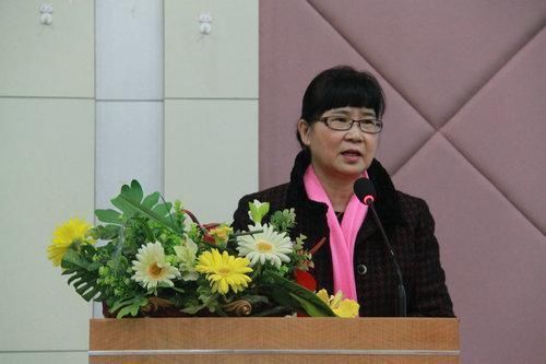 老教师忠告:宁愿孩子成绩差,也别检查他的作业