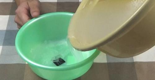 每天都在脱头发?老奶奶的秘方教给你,让你秀发