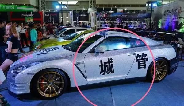 200万的“城管”用车, 中国仅有这一辆!