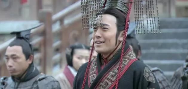 泰国网友评论古代汉服:中国人不是留辫子穿马
