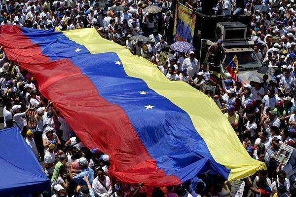 脑洞大开!委内瑞拉拿啥还欠中国的200亿美元?
