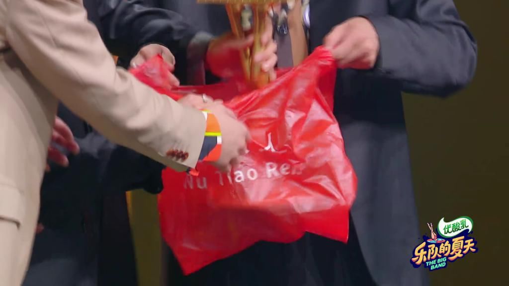 五条人：我们要败也只会败给自己
