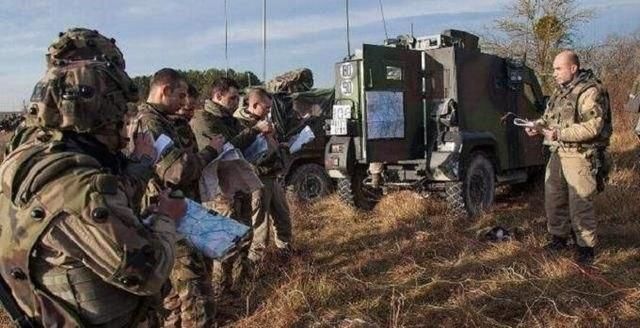 愚蠢至极!法国最强特种兵上演了一出丑剧,叙利