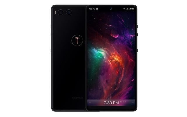 锤子科技发布坚果R1手机,并没令人失望,但因这