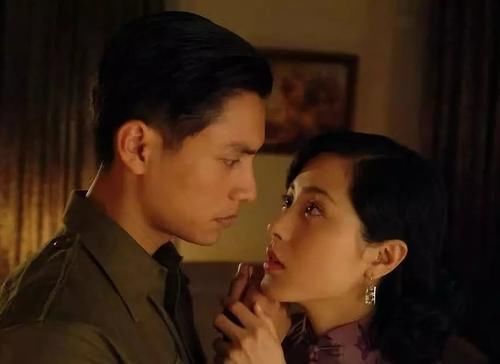 公司总经理的她