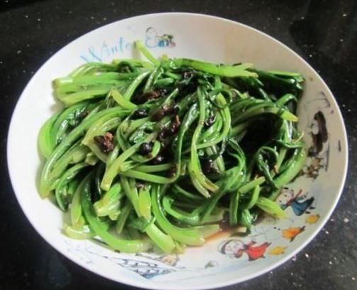 豆豉鲮鱼炒油麦菜