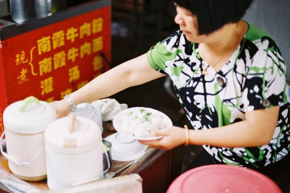 沙县有多少人口_这个月末,沙县富口这个村都是人人人人人人,还不来(3)