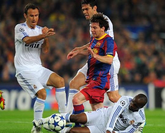 梅西半决赛进球巴萨夺欧冠!此前应验两次,本赛