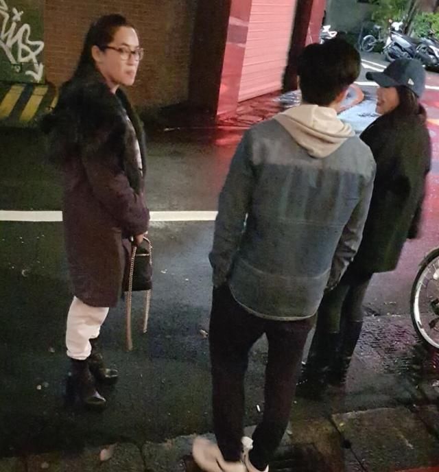 吴建豪百亿千金老婆拒绝离婚，石贞善却和帅哥买醉还口出恶言