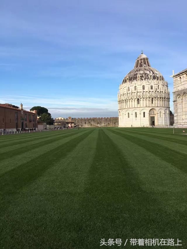游走在欧洲街头,登上阿尔卑斯山看雪