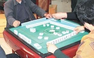 63岁老太打麻将猝死!医生告诫:身体出现五个信