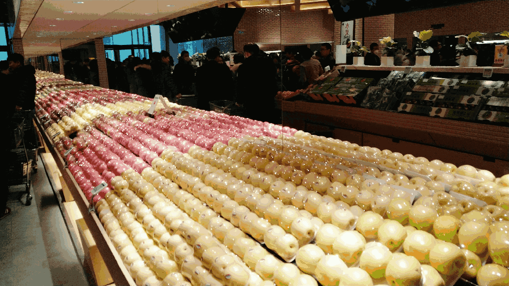 京东"杀入"食品新零售,引领黑科技肉搏阿里!_【今日爆点】