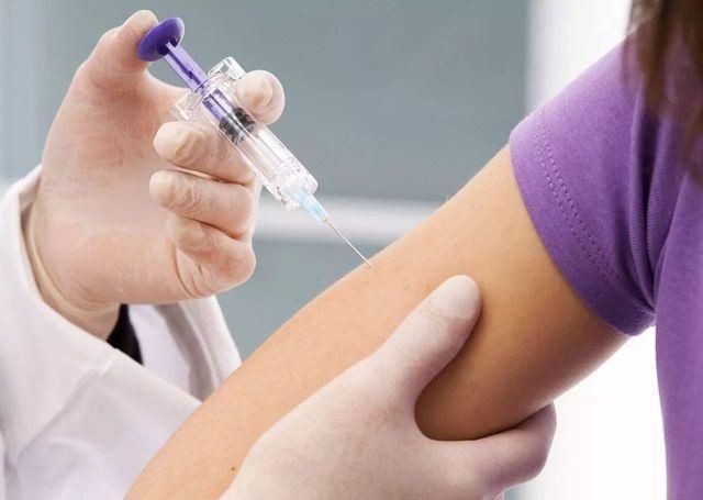 既然机器人能通过医师资格证考试,那么医生们