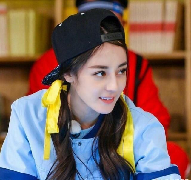 黄渤孙红雷回应退出极挑,只谈工作太笼统了,背