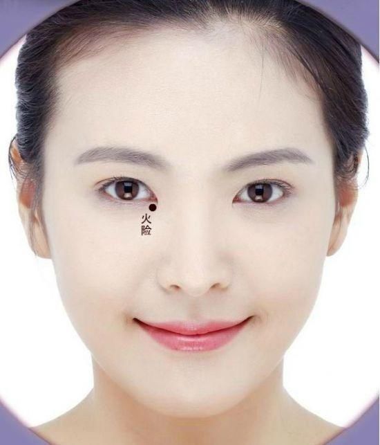 双生痣代表什么图解 t01cb58acfe581a7dac.jpg