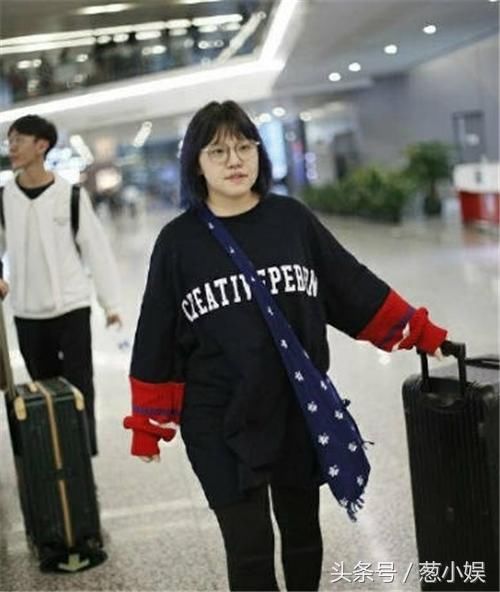 谢依霖宣布怀孕,这个细节看得出十分激动!