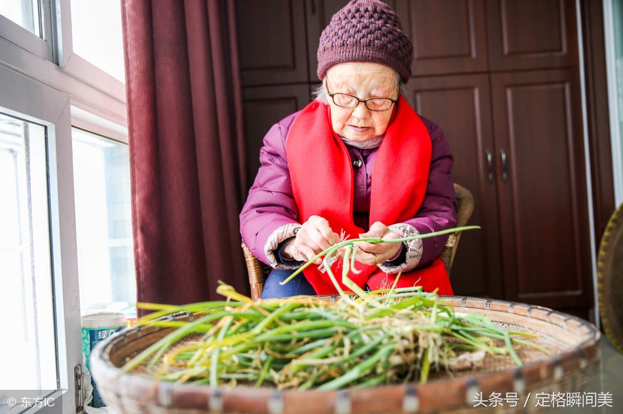 江苏如皋:107岁老太太看起来像80岁 不吃隔夜饭 喝少量黄酒