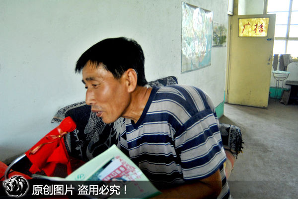 男子做编外计生员 村里孕龄妇女情况他最有数