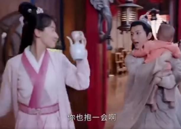 琉璃结局：璇玑婚后成最不靠谱娘亲，把孩子塞给司凤，惨了腾蛇