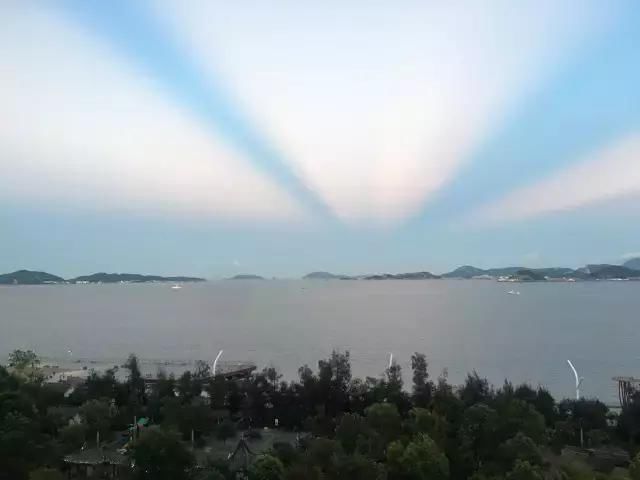 中国也有个美如希腊的小岛，这里有星辰大海也有最平静的渔村生活