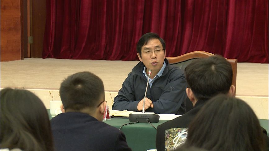 我县73名新录用公务员和参公人员正式入职