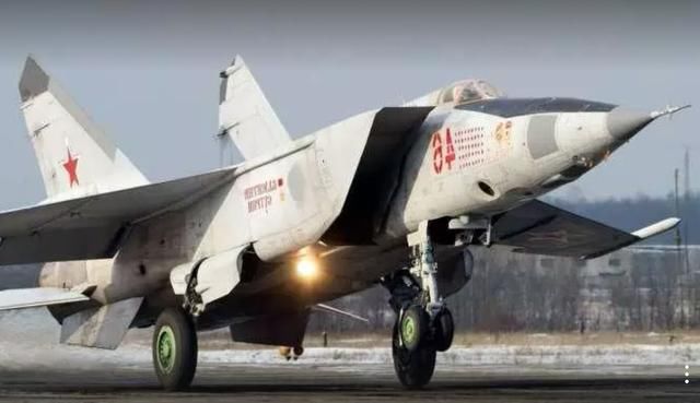 一桩婚姻毁掉一架超级战机!论飞行员情感生活