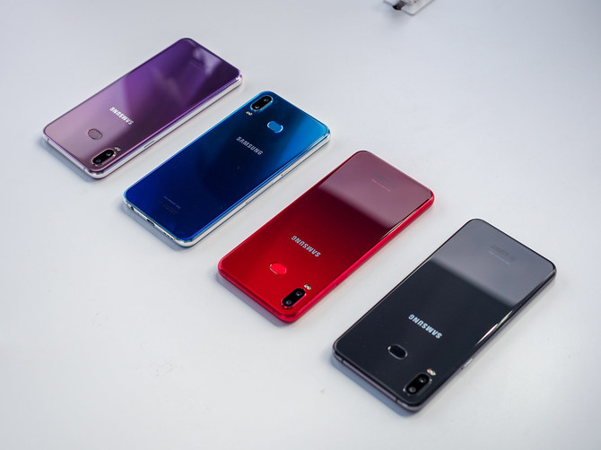 高性价比1799元起 三星Gaalxy A6s\/A9s发布