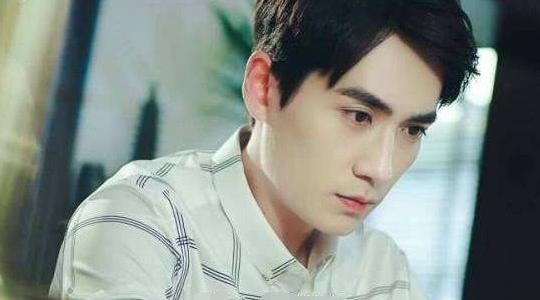 朱一龙的第一波黑《时尚先生》开始了,小笼包