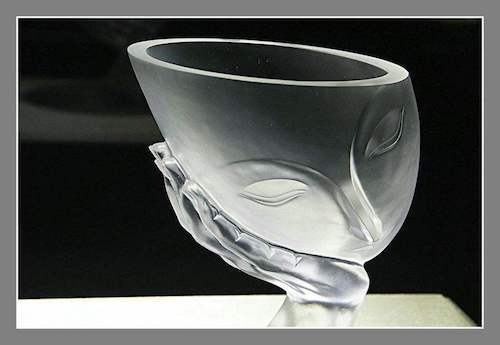 他揣50块钱闯深圳,面对人生沉浮,终成身价几亿