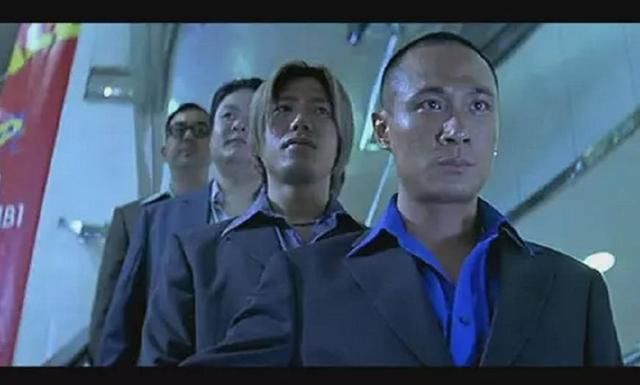 黑道电影推荐40部 t01cdc43d0c327766d2.jpg