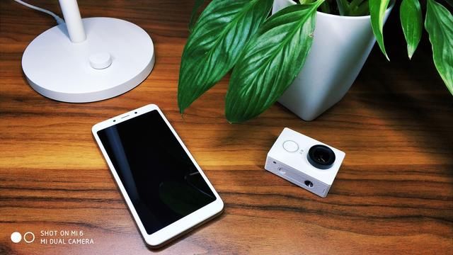 红米国民体验官小屏高性能,百元机也可以感动