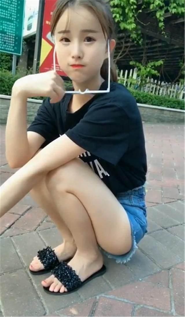 90后小论坛颜值高,拍美女露出视频,可她走红的网络古装美女图片