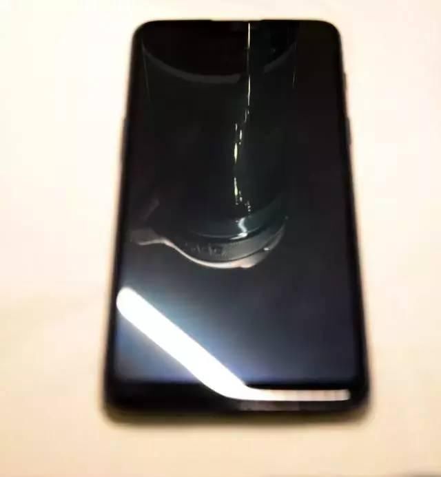 从iPhone8换到一加6是一个怎样的体验