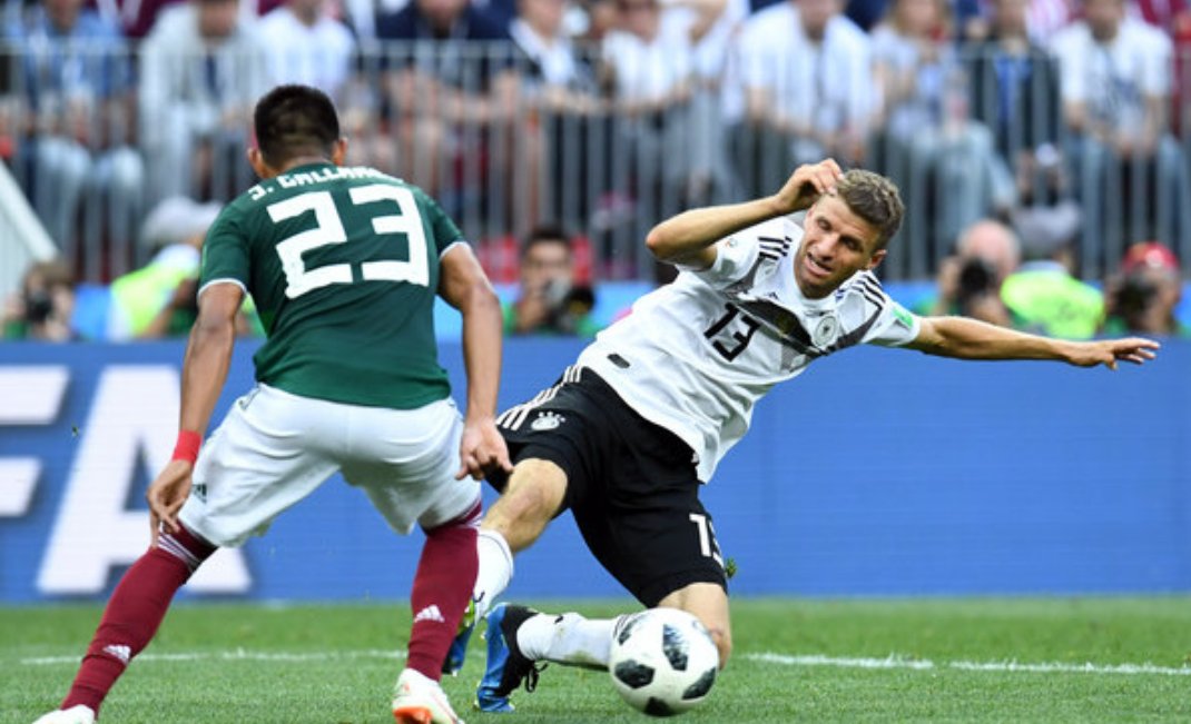 世界杯爆出冷门,卫冕冠军德国0:1不敌墨西哥,洛