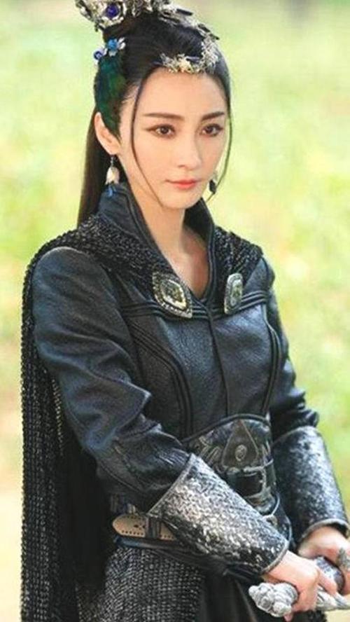 五位魔族公主:唐嫣无奈垫底,她比赵丽颖更美