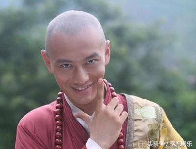 网友经常讨论杨颖的演技，她老公黄晓明的演技到底怎么样呢?_【快资讯】