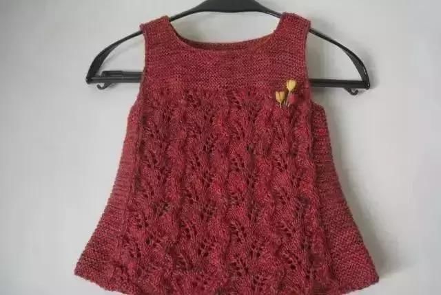 编织教程|棒针编织的2岁女童裙式小背心,附详细