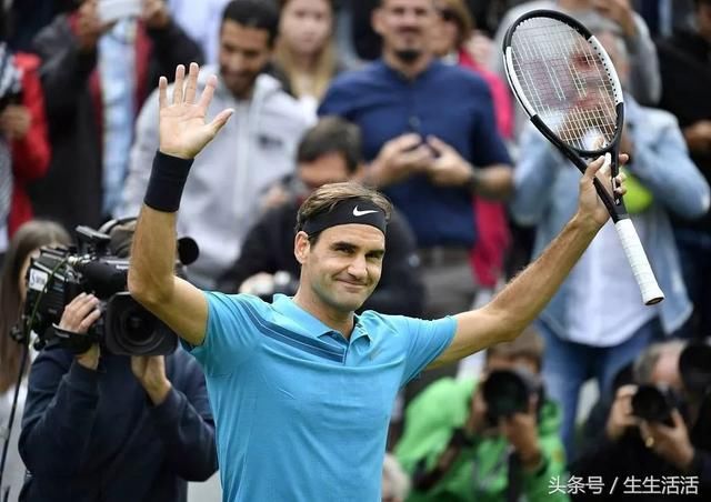 斯图加特站费德勒轻松晋级半决赛,重回世界第