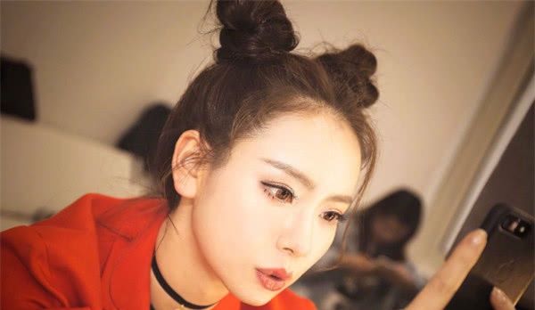 女星当中的4种“丑下巴”,戚薇下巴短,而她真的是“锥子下巴” 澳门赌场网站大全