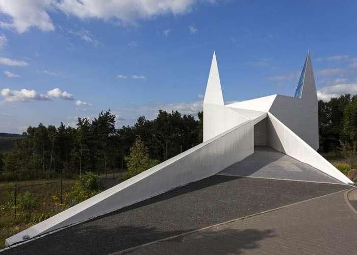 天然石材的魅力!世界10座因石材而生辉的教堂