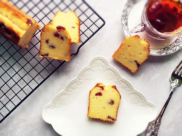 蔓越莓柠香磅蛋糕